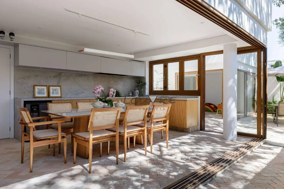 Foto 3 de Casa com 3 quartos à venda, 300m2 em Indianópolis, São Paulo - SP