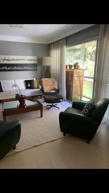 Apartamento com 4 quartos à venda, 198m2 em Jardim Europa, São Paulo - SP - imagem 3 Foto 3 de Apartamento com 4 quartos à venda, 198m2 em Jardim Europa, São Paulo - SP