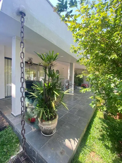 Foto 2 de Casa com 3 quartos à venda, 500m2 em Campo Belo, São Paulo - SP