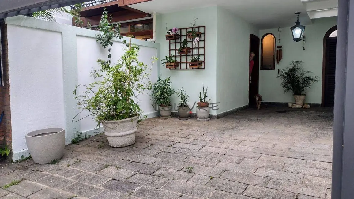 Foto 2 de Casa com 3 quartos à venda, 170m2 em Indianópolis, São Paulo - SP