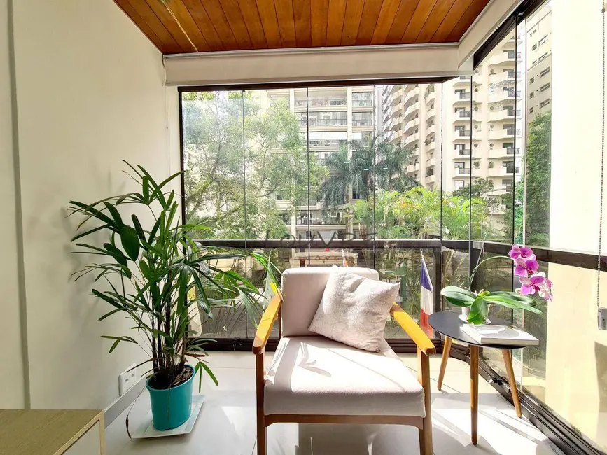 Loft / Flat com 2 quartos à venda, 61m2 em Jardins, São Paulo - SP - imagem 1 Foto 1 de Loft / Flat com 2 quartos à venda, 61m2 em Jardins, São Paulo - SP