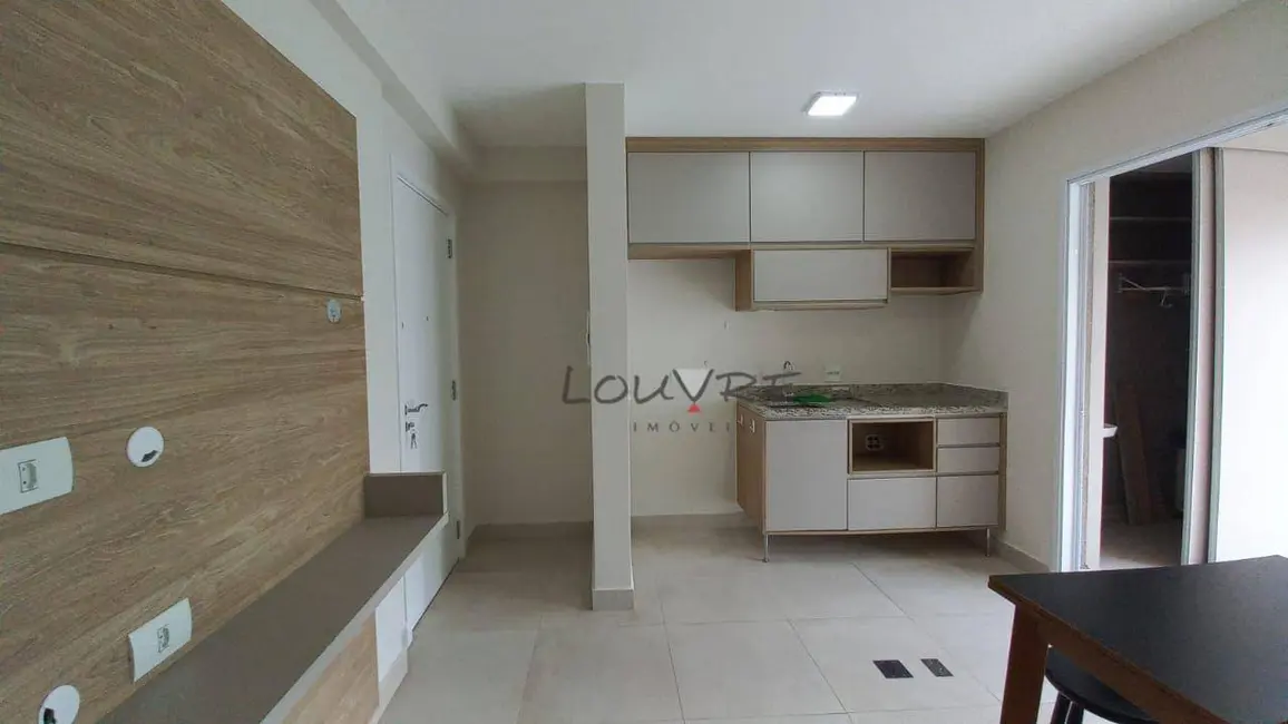Foto 2 de Apartamento com 1 quarto para alugar, 35m2 em Santo Amaro, São Paulo - SP