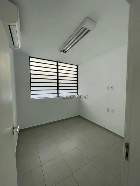 Loja para alugar, 334m2 em Vila Olímpia, São Paulo - SP - imagem 9 Foto 9 de Loja para alugar, 334m2 em Vila Olímpia, São Paulo - SP