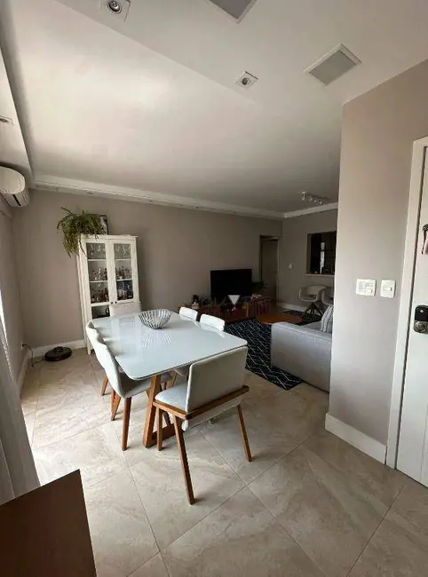 Apartamento com 3 quartos à venda, 114m2 em Moema, São Paulo - SP - imagem 8 Foto 8 de Apartamento com 3 quartos à venda, 114m2 em Moema, São Paulo - SP