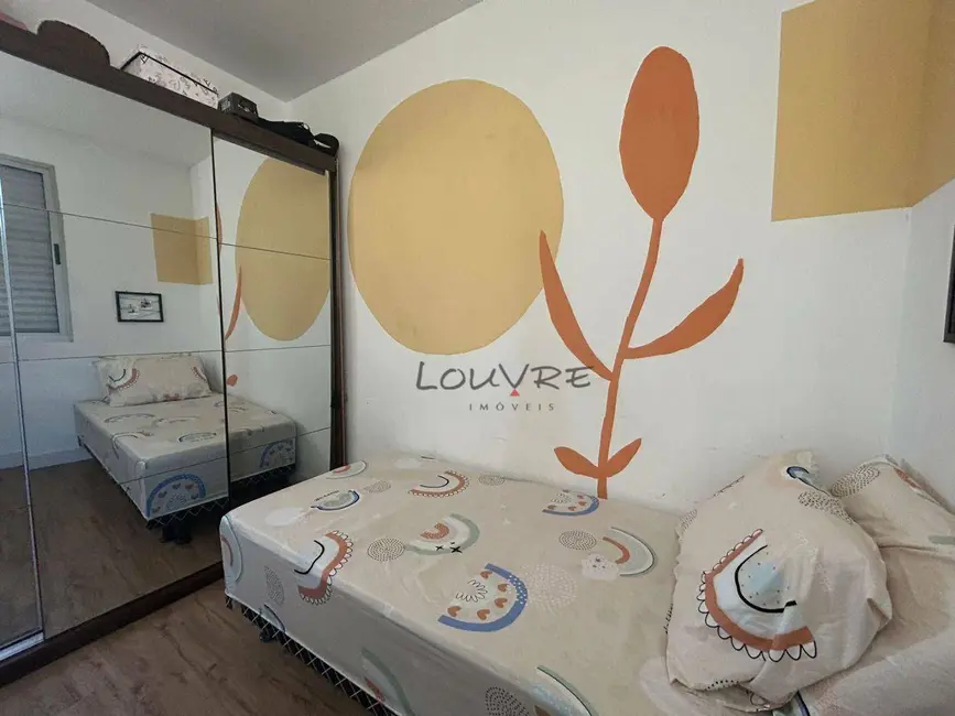 Foto 4 de Apartamento com 2 quartos à venda, 63m2 em Moema, São Paulo - SP