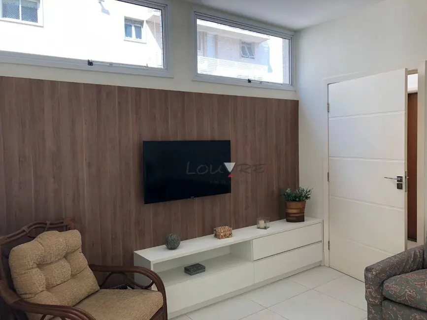 Apartamento com 4 quartos à venda, 129m2 em Pitangueiras, Guaruja - SP - imagem 3 Foto 3 de Apartamento com 4 quartos à venda, 129m2 em Pitangueiras, Guaruja - SP