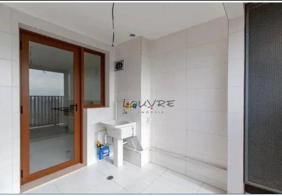 Apartamento com 3 quartos à venda, 145m2 em São Paulo - SP - imagem 9 Foto 9 de Apartamento com 3 quartos à venda, 145m2 em São Paulo - SP