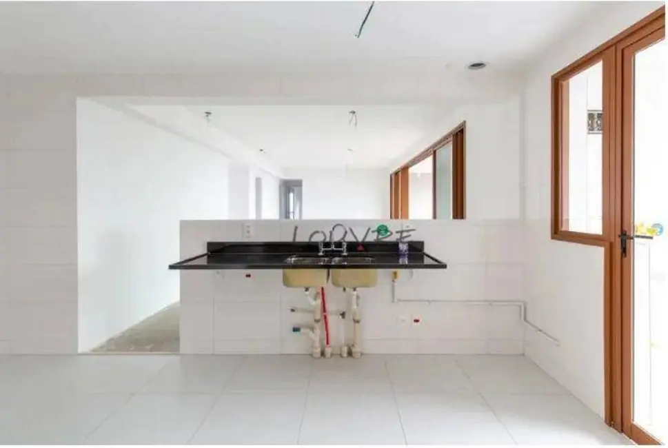 Apartamento com 3 quartos à venda, 145m2 em São Paulo - SP - imagem 8 Foto 8 de Apartamento com 3 quartos à venda, 145m2 em São Paulo - SP