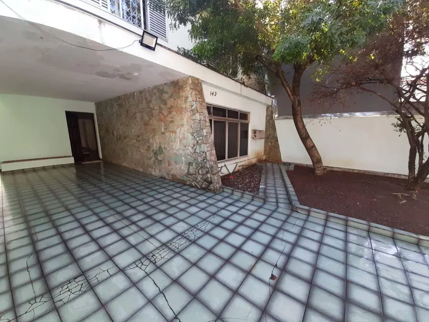 Casa com 8 quartos à venda, 367m2 em Campo Belo, São Paulo - SP - imagem 3 Foto 3 de Casa com 8 quartos à venda, 367m2 em Campo Belo, São Paulo - SP