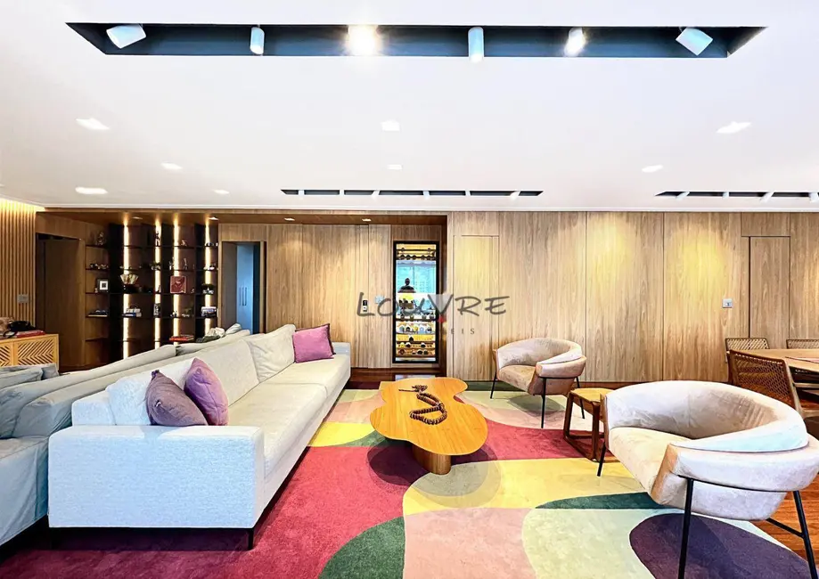 Apartamento com 4 quartos à venda, 226m2 em Vila Nova Conceição, São Paulo - SP - imagem 3 Foto 3 de Apartamento com 4 quartos à venda, 226m2 em Vila Nova Conceição, São Paulo - SP