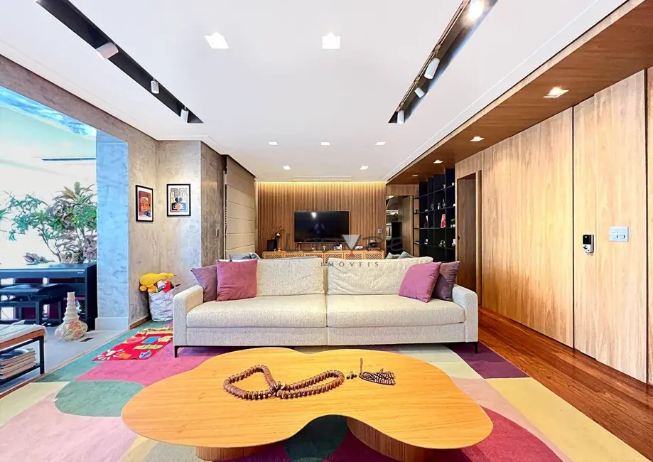 Foto 2 de Apartamento com 4 quartos à venda, 226m2 em Vila Nova Conceição, São Paulo - SP
