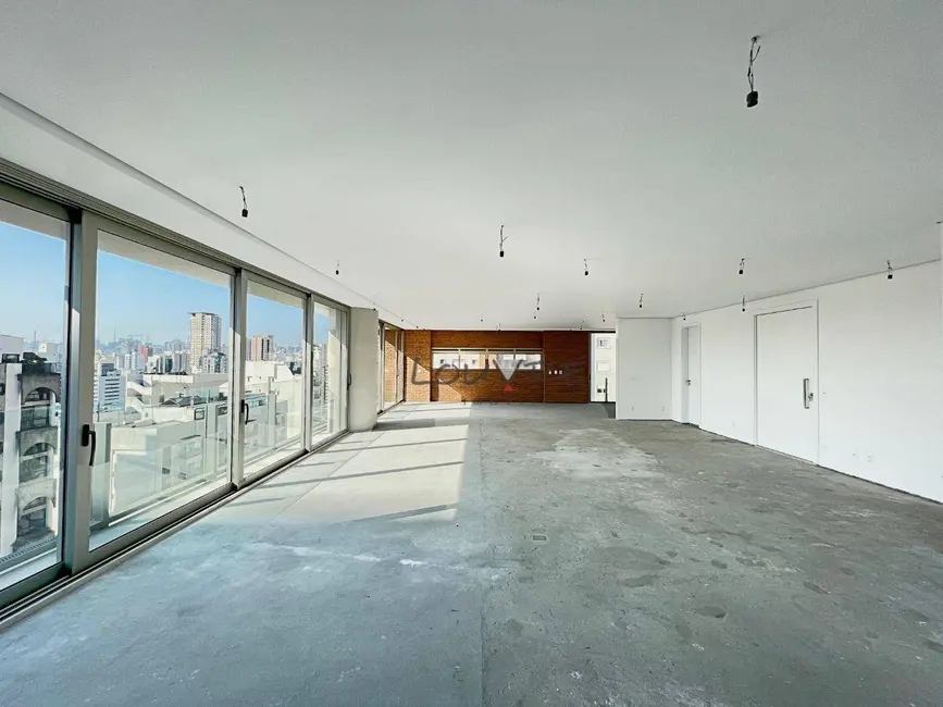 Foto 4 de Apartamento com 4 quartos à venda, 335m2 em Itaim Bibi, São Paulo - SP