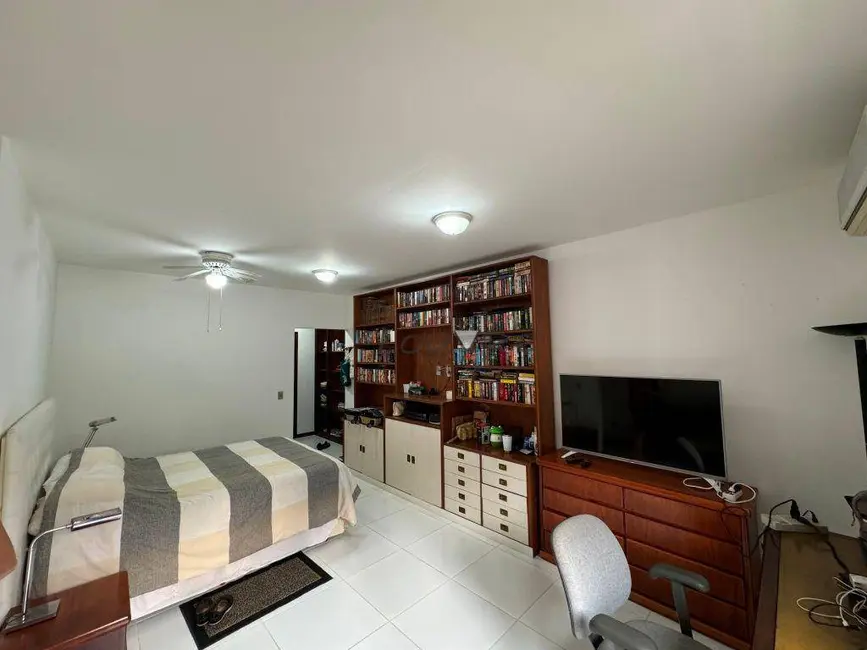 Casa com 7 quartos à venda, 1200m2 em Atibaia - SP - imagem 8 Foto 8 de Casa com 7 quartos à venda, 1200m2 em Atibaia - SP