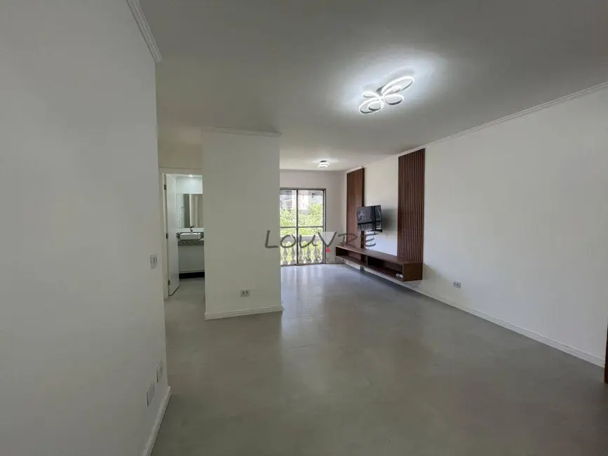 Foto 3 de Apartamento com 2 quartos para alugar, 65m2 em Vila Olímpia, São Paulo - SP