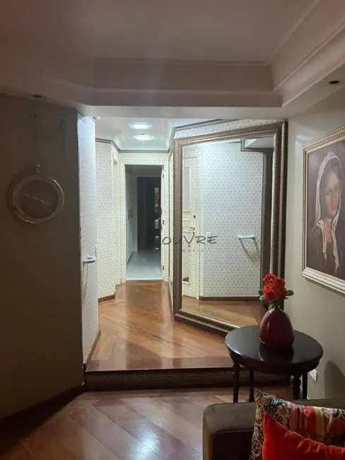 Apartamento com 3 quartos à venda, 149m2 em Moema, São Paulo - SP - imagem 4 Foto 4 de Apartamento com 3 quartos à venda, 149m2 em Moema, São Paulo - SP