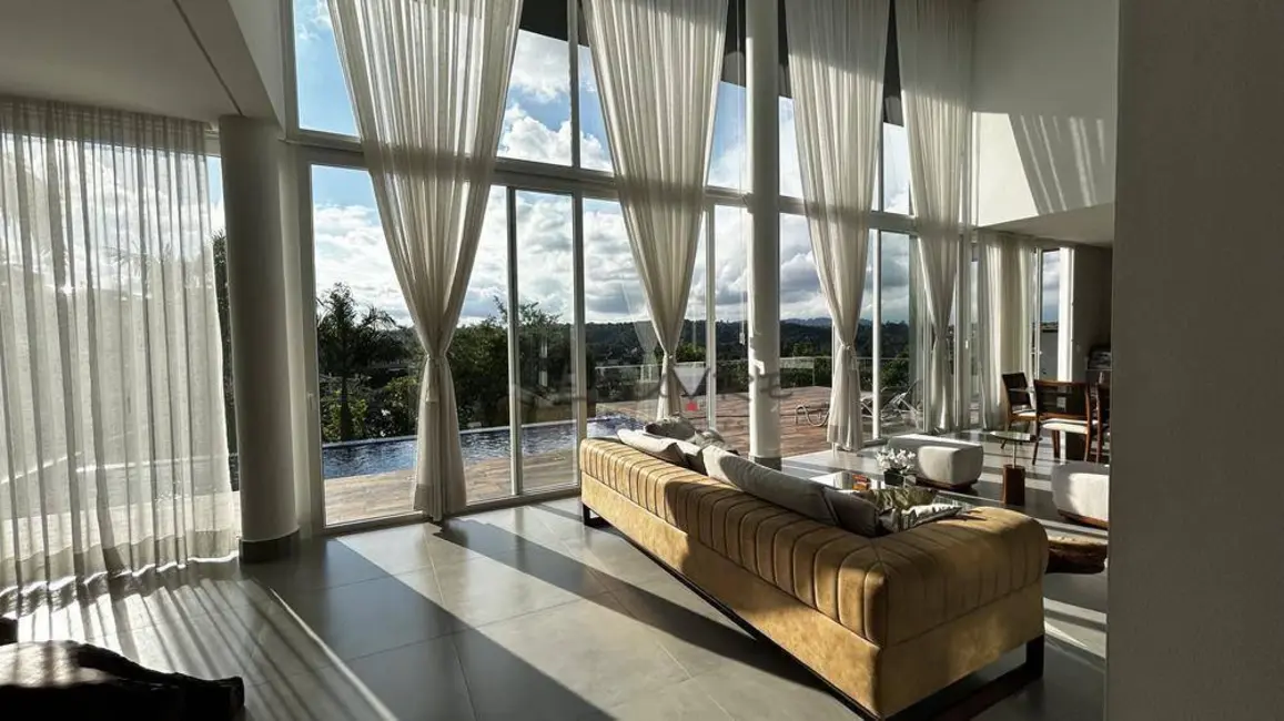 Foto 8 de Casa com 5 quartos à venda, 1000m2 em Jardim São Paulo II, Cotia - SP