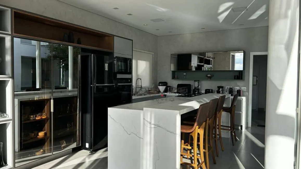 Foto 4 de Casa com 5 quartos à venda, 1000m2 em Jardim São Paulo II, Cotia - SP