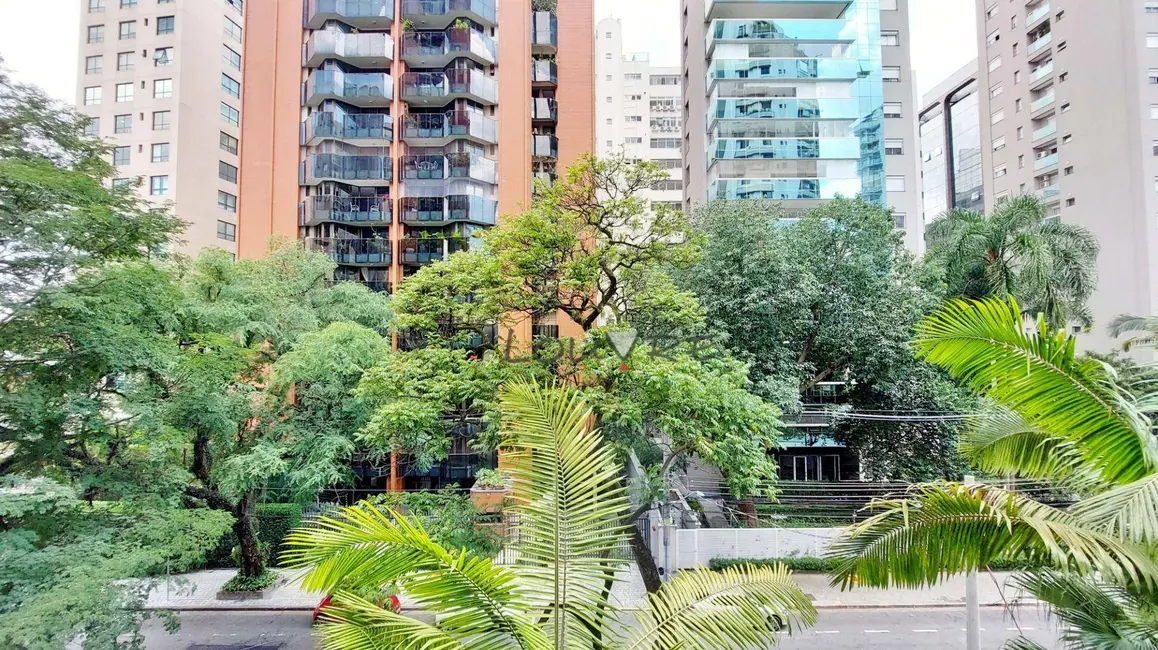 Foto 6 de Apartamento com 4 quartos à venda, 442m2 em Itaim Bibi, São Paulo - SP