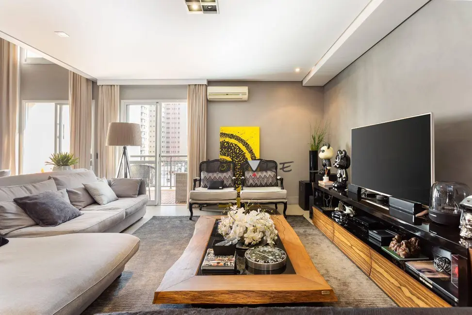 Foto 2 de Apartamento com 2 quartos à venda, 163m2 em Moema, São Paulo - SP