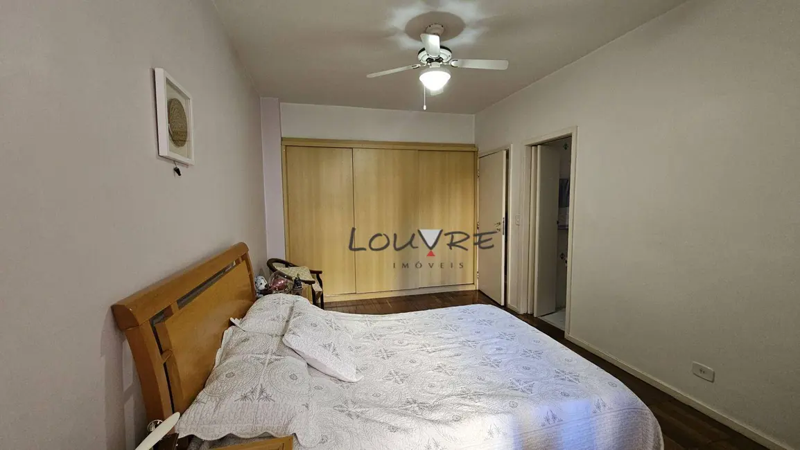 Apartamento com 3 quartos à venda, 131m2 em Moema, São Paulo - SP - imagem 6 Foto 6 de Apartamento com 3 quartos à venda, 131m2 em Moema, São Paulo - SP
