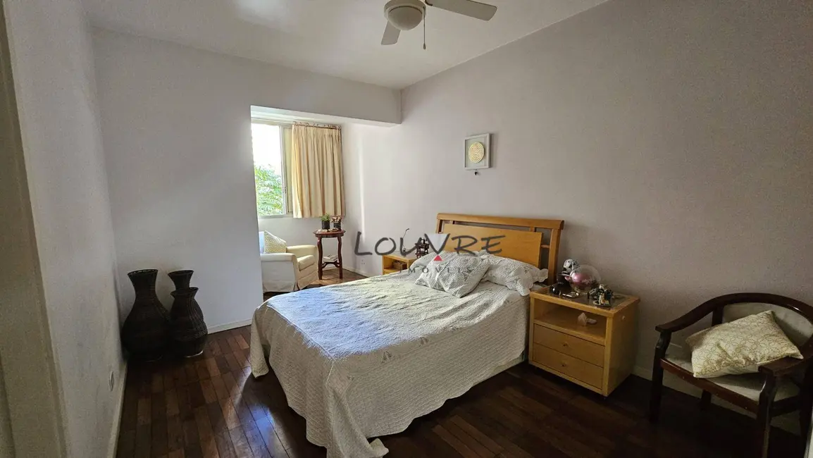 Apartamento com 3 quartos à venda, 131m2 em Moema, São Paulo - SP - imagem 8 Foto 8 de Apartamento com 3 quartos à venda, 131m2 em Moema, São Paulo - SP