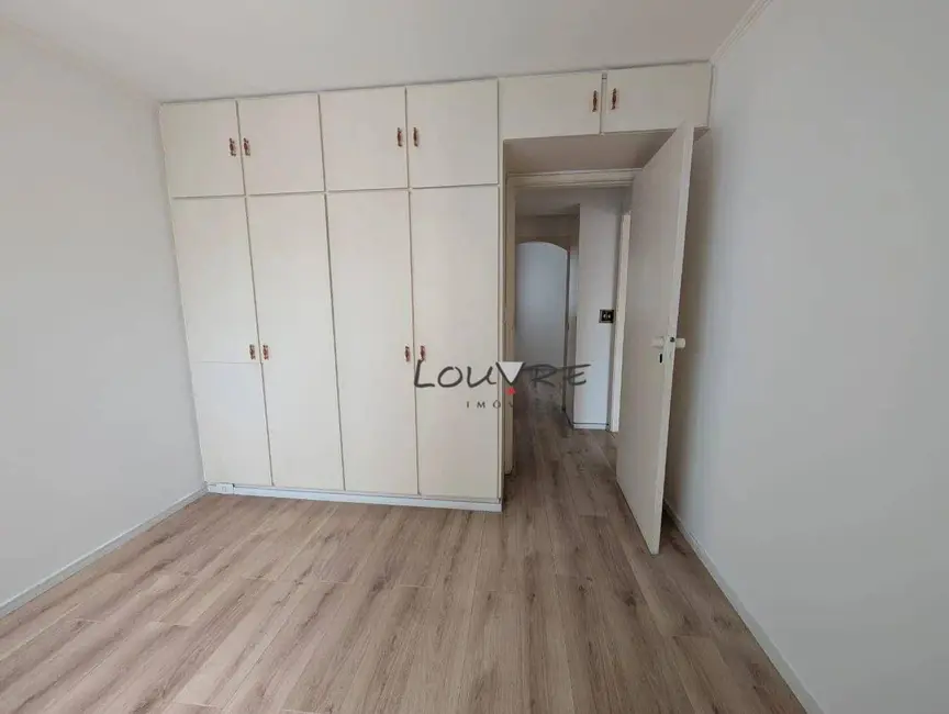 Apartamento com 2 quartos à venda, 80m2 em Moema, São Paulo - SP - imagem 3 Foto 3 de Apartamento com 2 quartos à venda, 80m2 em Moema, São Paulo - SP