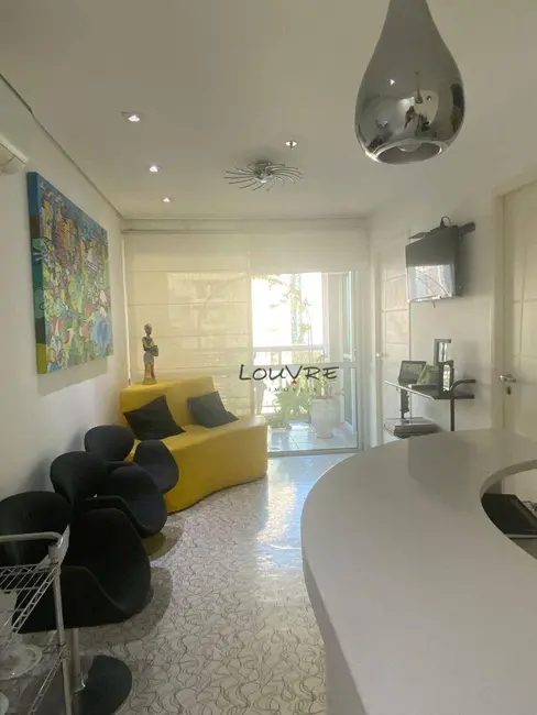 Loft / Flat à venda e para alugar, 51m2 em Moema, São Paulo - SP - imagem 3 Foto 3 de Loft / Flat à venda e para alugar, 51m2 em Moema, São Paulo - SP