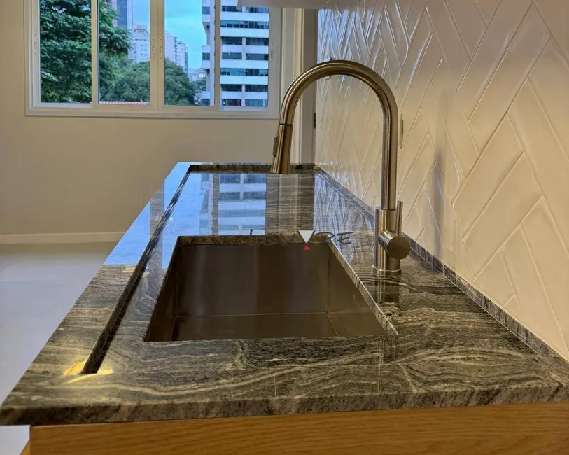 Foto 5 de Apartamento com 2 quartos à venda, 80m2 em Moema, São Paulo - SP