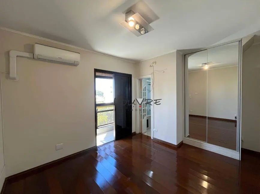 Apartamento com 3 quartos à venda, 200m2 em Vila Mariana, São Paulo - SP - imagem 3 Foto 3 de Apartamento com 3 quartos à venda, 200m2 em Vila Mariana, São Paulo - SP