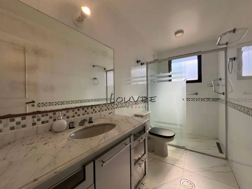 Apartamento com 3 quartos à venda, 200m2 em Vila Mariana, São Paulo - SP - imagem 7 Foto 7 de Apartamento com 3 quartos à venda, 200m2 em Vila Mariana, São Paulo - SP