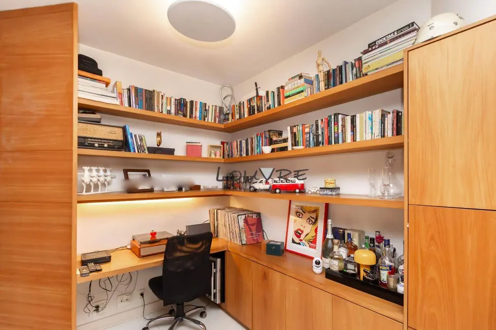 Foto 8 de Apartamento com 3 quartos à venda, 221m2 em Pinheiros, São Paulo - SP