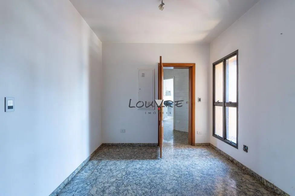 Foto 8 de Apartamento com 4 quartos à venda, 240m2 em São Paulo - SP