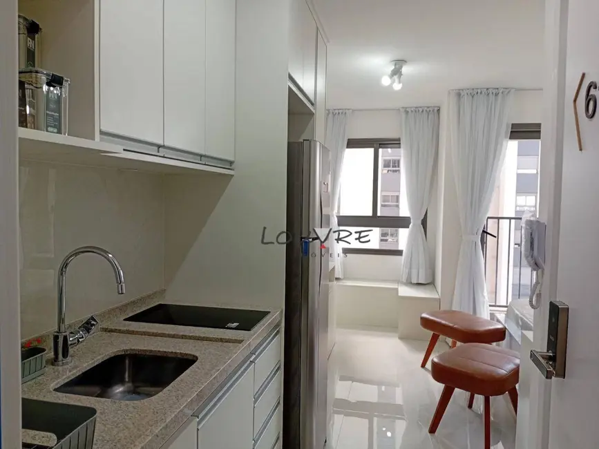 Kitnet com 1 quarto à venda e para alugar, 25m2 em Campo Belo, São Paulo - SP - imagem 3 Foto 3 de Kitnet com 1 quarto à venda e para alugar, 25m2 em Campo Belo, São Paulo - SP