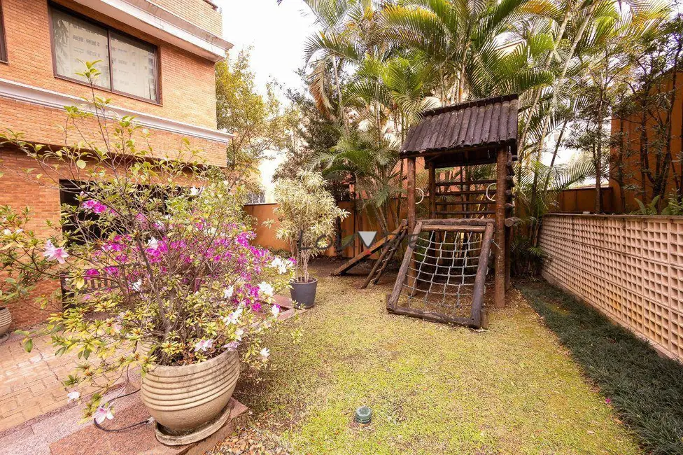 Apartamento com 3 quartos à venda, 151m2 em Vila Mariana, São Paulo - SP - imagem 6 Foto 6 de Apartamento com 3 quartos à venda, 151m2 em Vila Mariana, São Paulo - SP