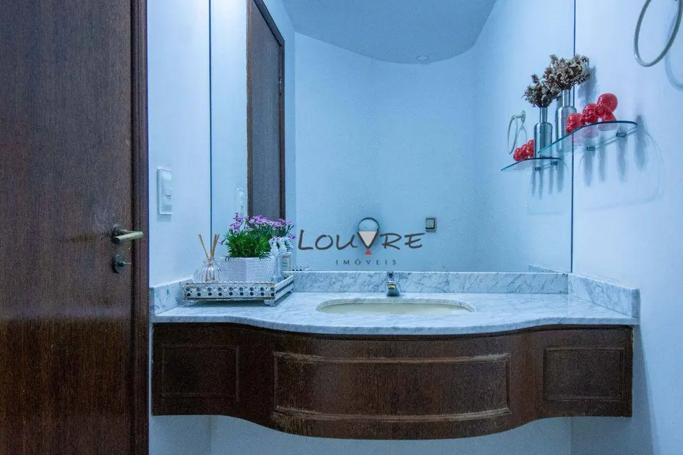 Foto 6 de Apartamento com 4 quartos à venda, 209m2 em Campo Belo, São Paulo - SP