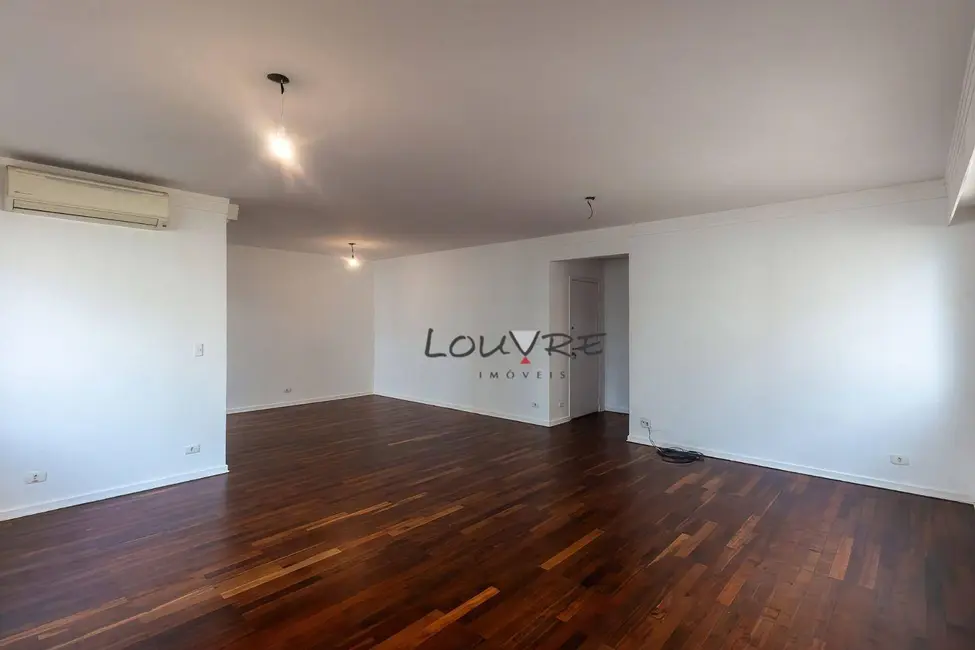 Foto 6 de Apartamento com 3 quartos para alugar, 160m2 em Itaim Bibi, São Paulo - SP