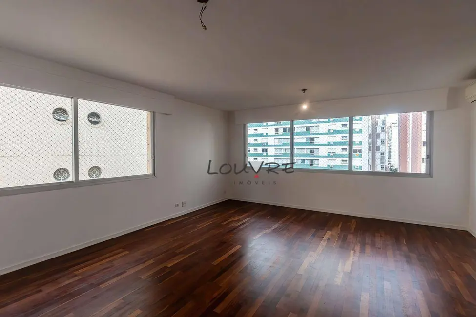 Foto 4 de Apartamento com 3 quartos para alugar, 160m2 em Itaim Bibi, São Paulo - SP