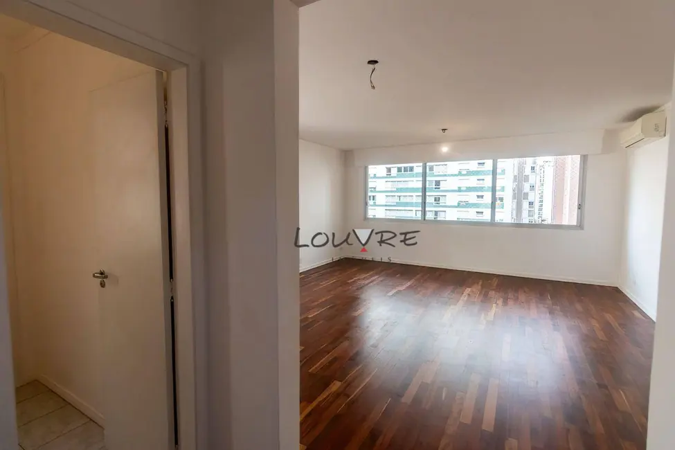 Foto 2 de Apartamento com 3 quartos para alugar, 160m2 em Itaim Bibi, São Paulo - SP