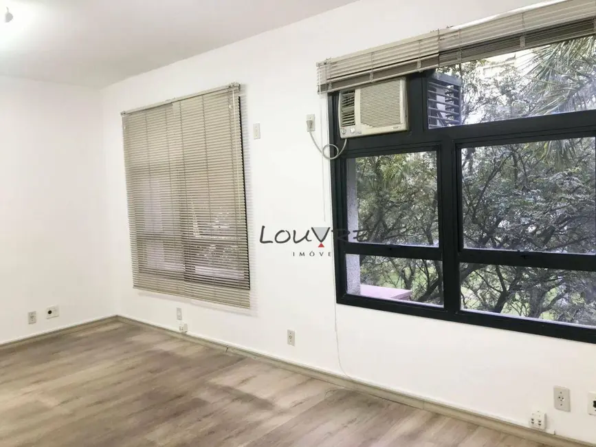 Foto 3 de Loft / Flat à venda, 33m2 em Vila Nova Conceição, São Paulo - SP