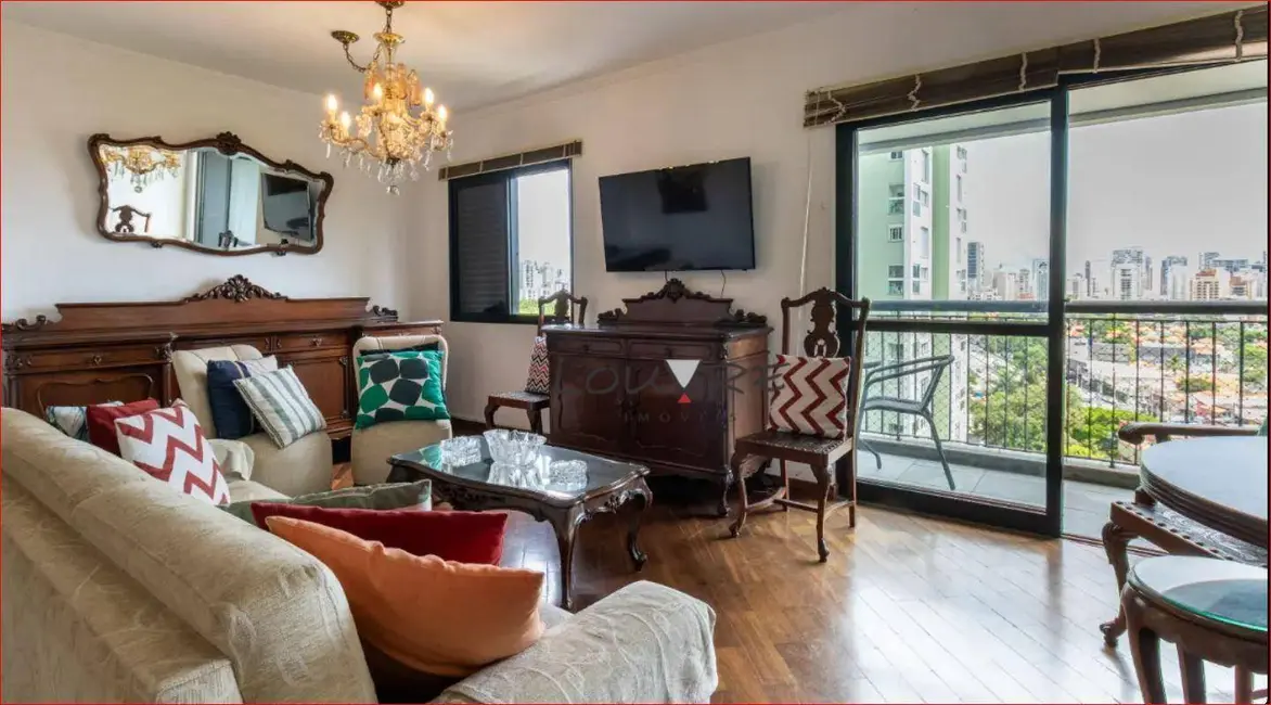Foto 2 de Apartamento com 2 quartos à venda, 95m2 em Moema, São Paulo - SP