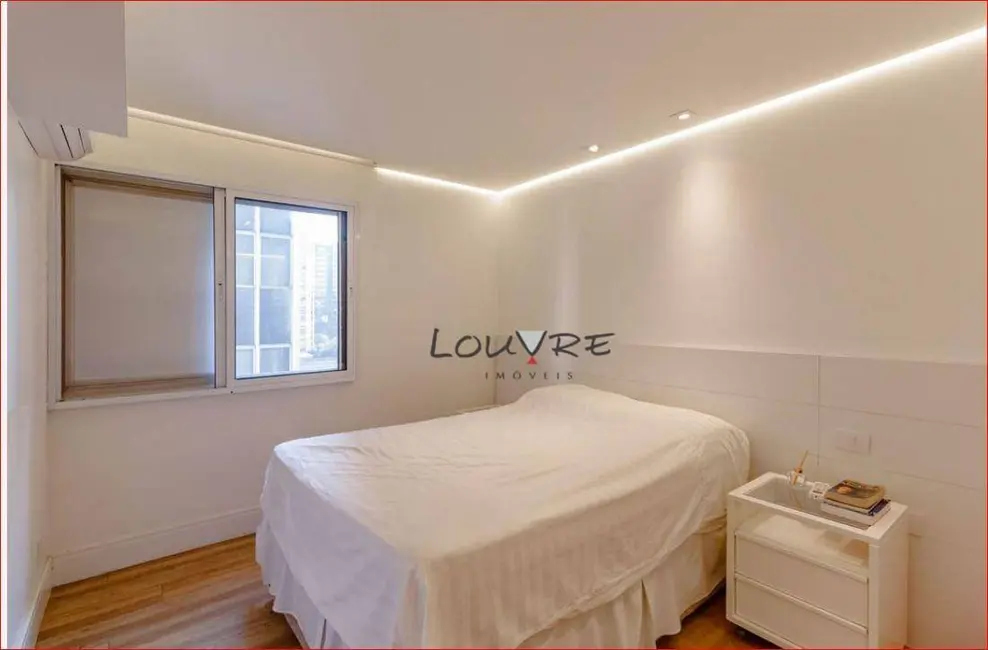 Foto 8 de Apartamento com 3 quartos à venda, 105m2 em Itaim Bibi, São Paulo - SP