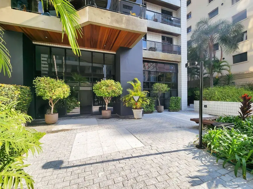 Apartamento com 4 quartos à venda, 245m2 em Higienópolis, São Paulo - SP - imagem 2 Foto 2 de Apartamento com 4 quartos à venda, 245m2 em Higienópolis, São Paulo - SP