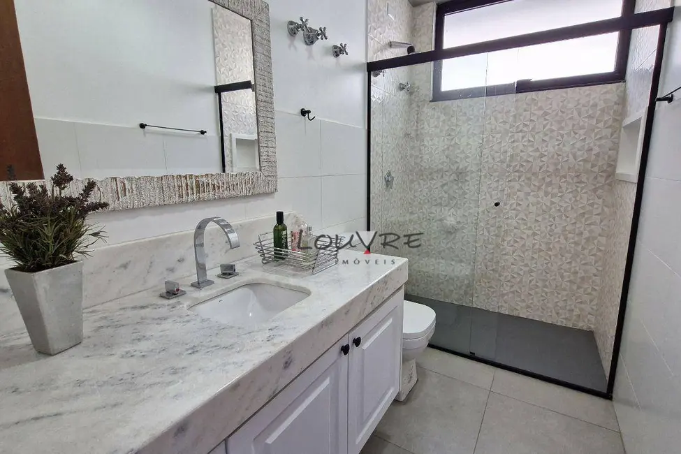 Casa com 3 quartos à venda, 225m2 em Água Branca, São Paulo - SP - imagem 9 Foto 9 de Casa com 3 quartos à venda, 225m2 em Água Branca, São Paulo - SP