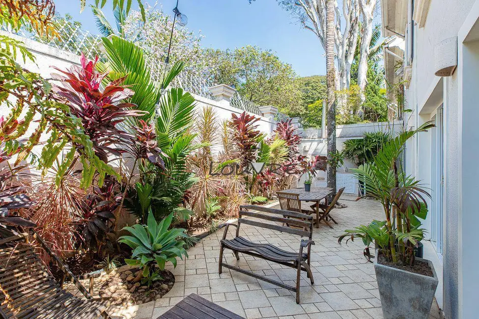 Foto 3 de Casa de Condomínio com 4 quartos à venda, 250m2 em Jardim Cordeiro, São Paulo - SP