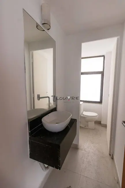 Loft / Flat à venda, 230m2 em Vila Olímpia, São Paulo - SP - imagem 7 Foto 7 de Loft / Flat à venda, 230m2 em Vila Olímpia, São Paulo - SP