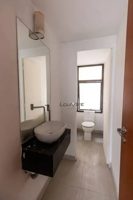 Loft / Flat à venda, 230m2 em Vila Olímpia, São Paulo - SP - imagem 8 Foto 8 de Loft / Flat à venda, 230m2 em Vila Olímpia, São Paulo - SP