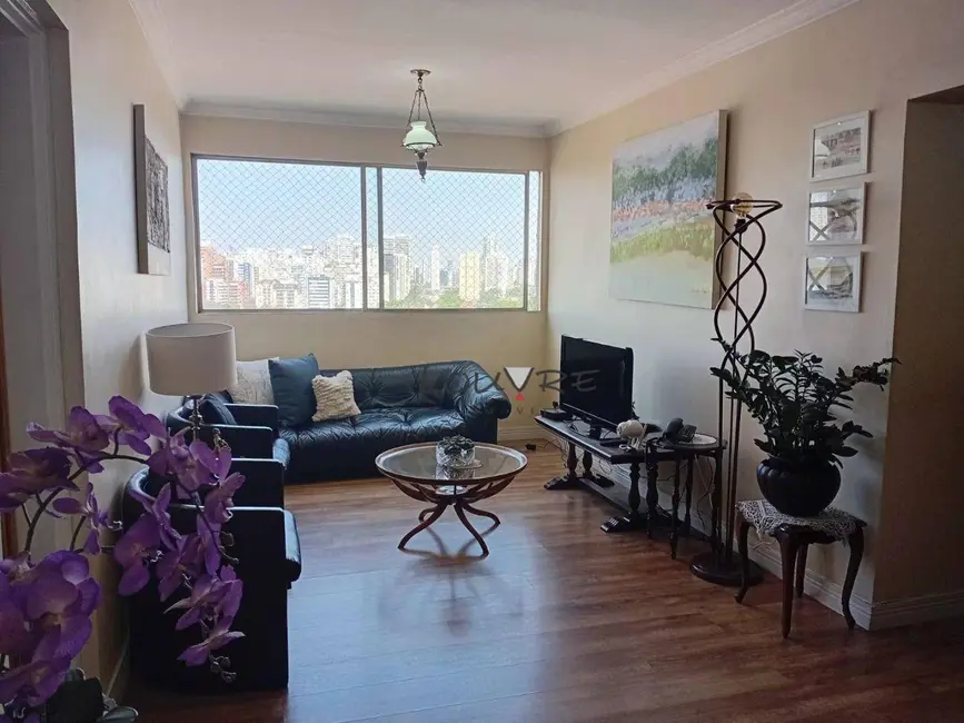 Apartamento com 3 quartos à venda, 130m2 em Vila Olímpia, São Paulo - SP - imagem 1 Foto 1 de Apartamento com 3 quartos à venda, 130m2 em Vila Olímpia, São Paulo - SP