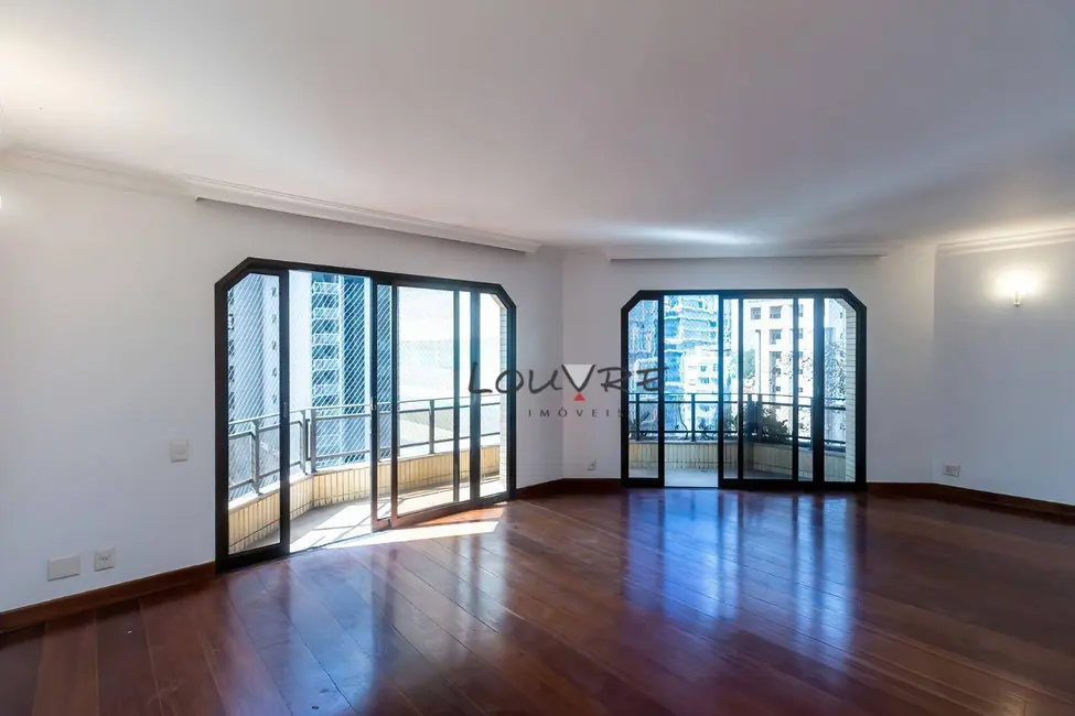 Foto 1 de Apartamento com 3 quartos para alugar, 240m2 em Itaim Bibi, São Paulo - SP