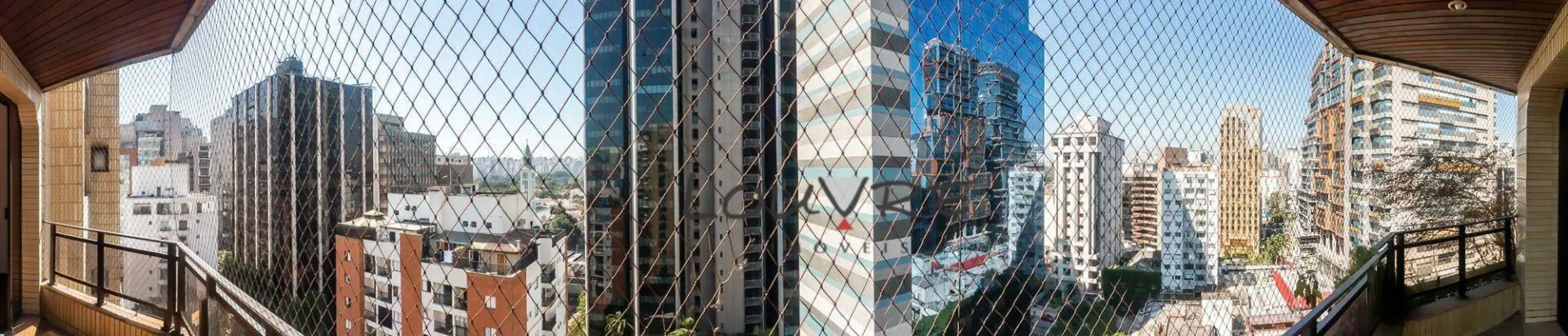 Foto 9 de Apartamento com 3 quartos para alugar, 240m2 em Itaim Bibi, São Paulo - SP