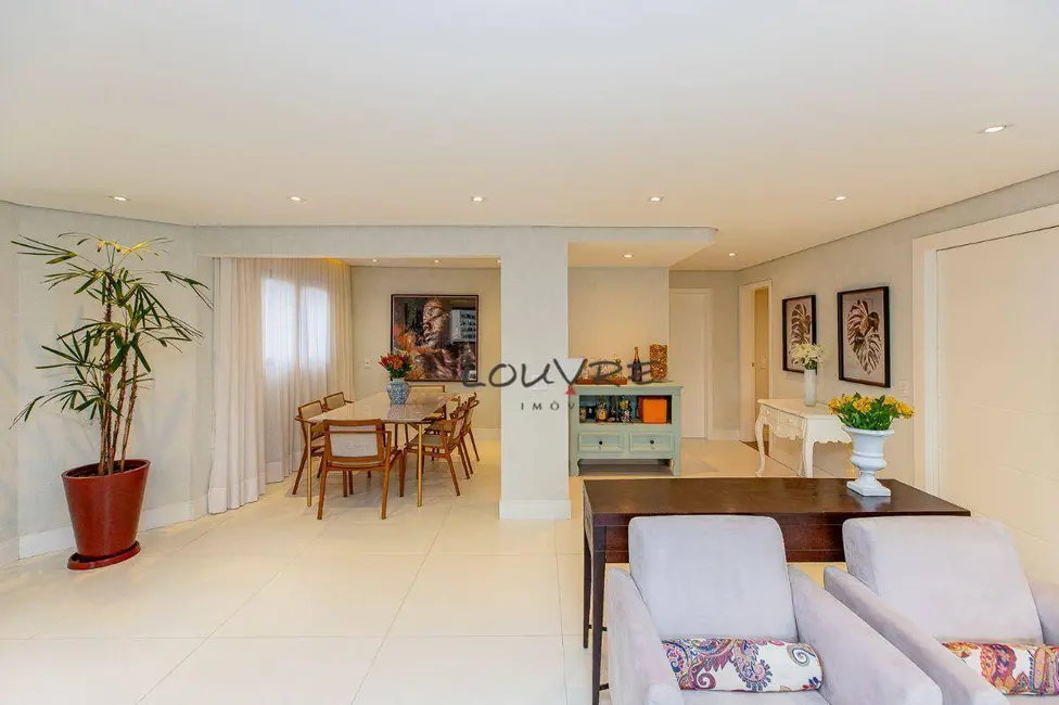 Foto 1 de Apartamento com 4 quartos à venda, 197m2 em Itaim Bibi, São Paulo - SP